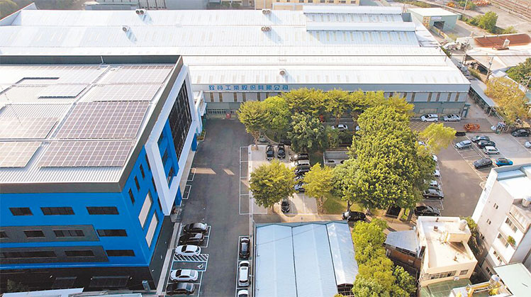 ChumPower PET Blowing Machine Manufacturer